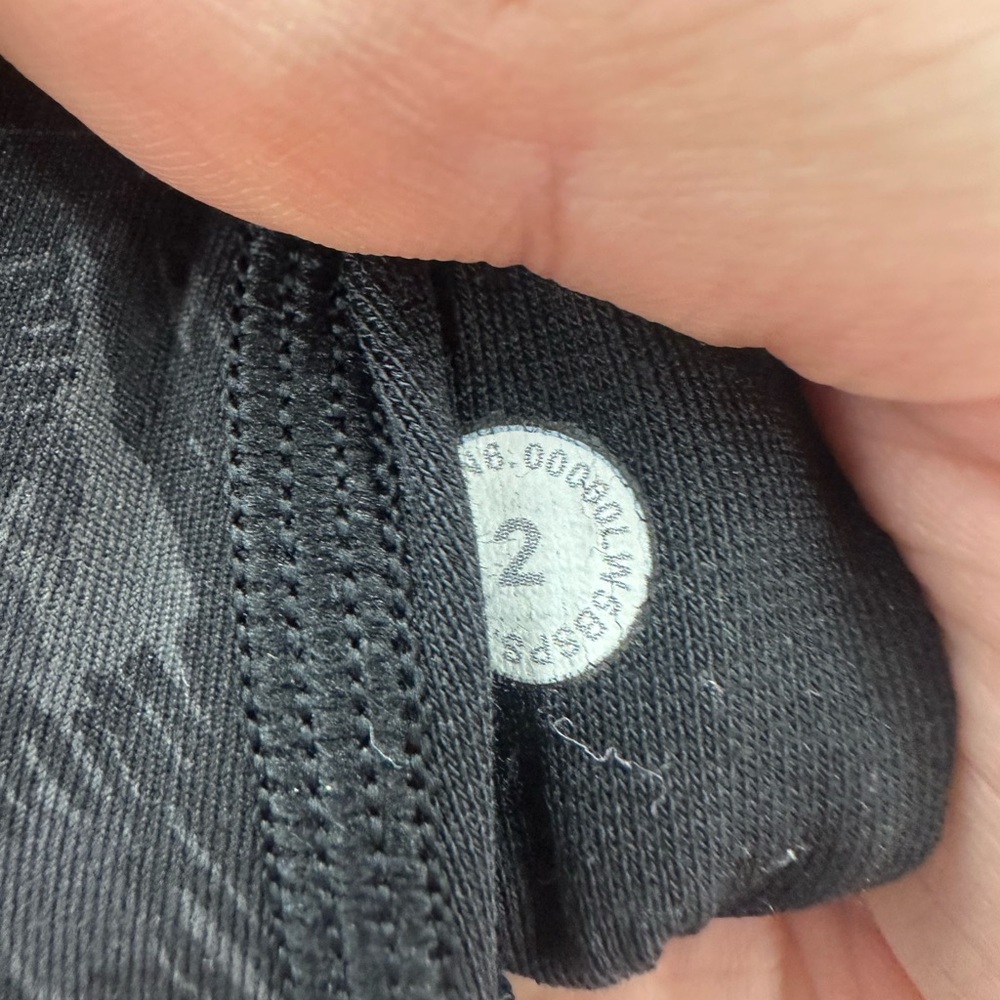 Lululemon Patterned Wunder Under Luxtreme Legging… - image 4